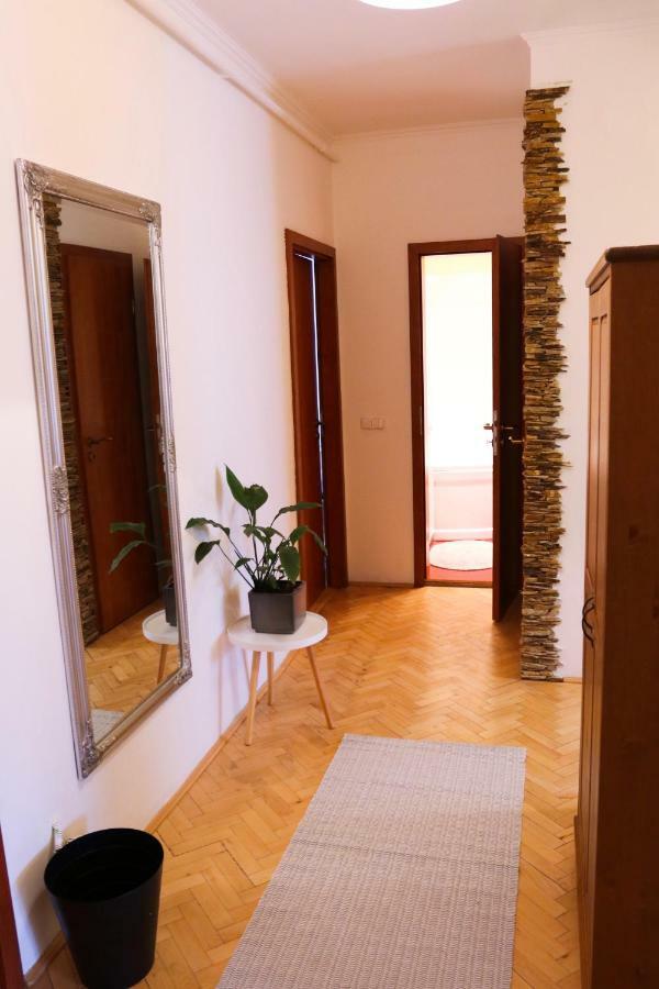 Palace - Minaret Apartman Eger Exterior foto